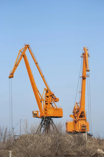 Industrihamnen kranar — Stockfoto