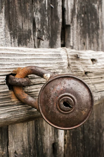 Antiguo candado oxidado — Foto de Stock