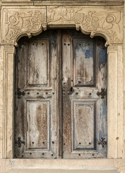 Puerta de iglesia vieja —  Fotos de Stock