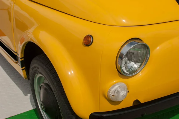 Part Small Yellow Vintage Car Closeup — Stock Photo, Image