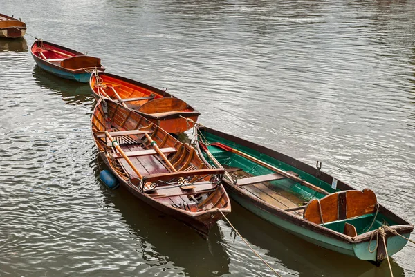 Punt Platt Botten Flod Träbåtar Floden Thames Vatten Richmond London — Stockfoto