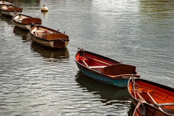 Punt Flat Bottom River Wooden Boats River Thames Waters Richmond — стоковое фото
