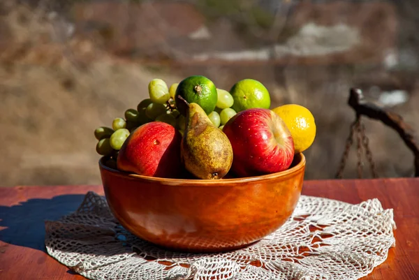Wooden Bowl Fresh Fruits Grapes Pear Apple Lemon — Stockfoto