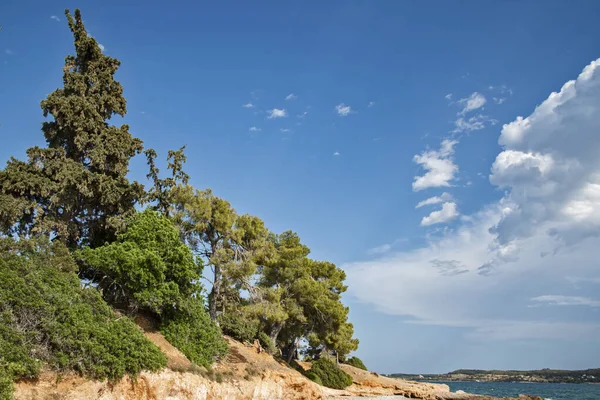 Morze Śródziemne Żwirowa Plaża Spokojne Morze Wody Krajobraz — Zdjęcie stockowe