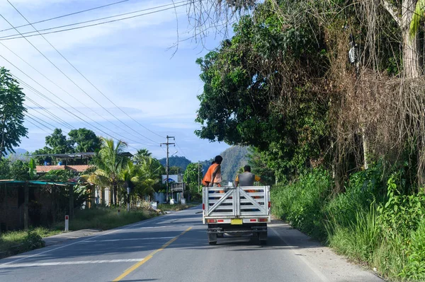 Typical way of transporting people in a truck in iquitos - Peru. — Foto de Stock