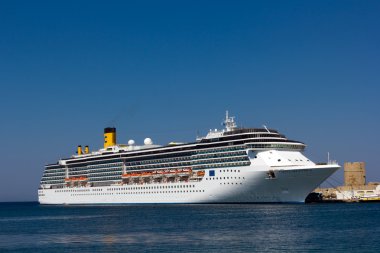Rodos liman demirledi gemi cruise