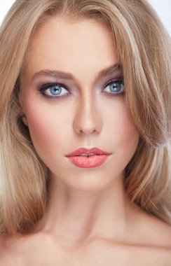 Güzellik kozmetik kadın portre kadar yapmak.