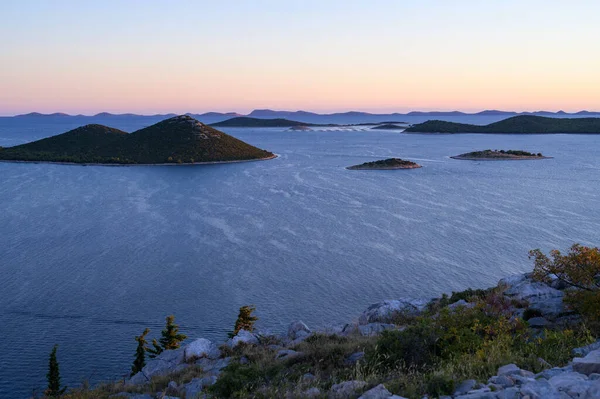 Pulau Pulau Kecil Dekat Drage Dalmatia Kroasia Matahari Terbenam Pada — Stok Foto