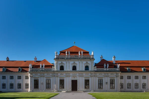 Lower Belvedere Palace Viena Áustria Dia Ensolarado Verão Céu Azul — Fotografia de Stock