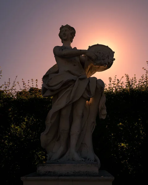 Staty Musiker Belvedere Trädgård Wien Österrike Solig Dag Sommaren — Stockfoto