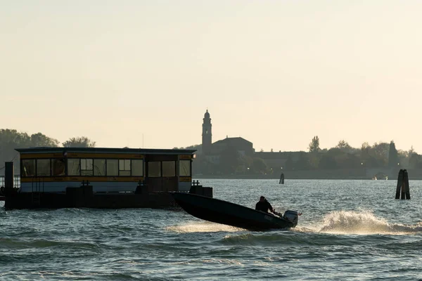 Barco Laguna Venecia Día Soleado — Foto de Stock
