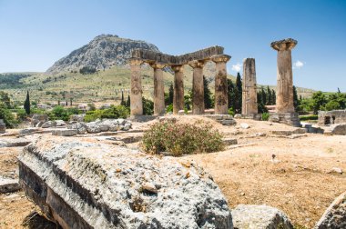 Kalesi, antik corinth, Yunanistan arkada appollo Tapınağı kalıntıları