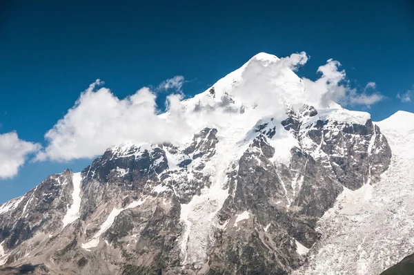 Picos rocosos de Elbrus —  Fotos de Stock