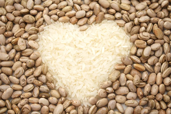 Pirinç ve fasulye kalp — Stok fotoğraf