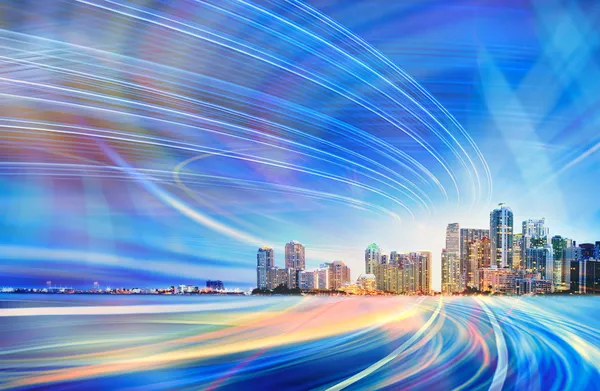 modern şehre gelecek bir kentsel otoyol soyut gösteren resim