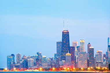 chicago kenti ABD, renkli günbatımı panorama şehir manzarası