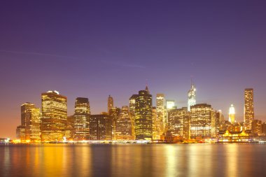 New York City, Amerika Birleşik Devletleri renkli gece manzarası panorama