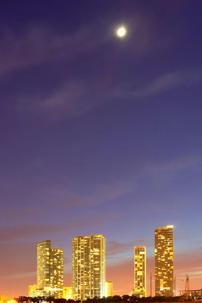 迈阿密佛罗里达州商业及住宅楼宇在日落时 — 图库照片