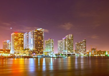 Miami florida iş ve konut gün batımında
