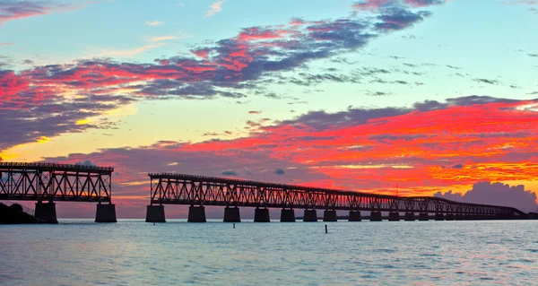 bahia honda, güzel bir tropik günbatımı renkli peyzaj park, key west, florida