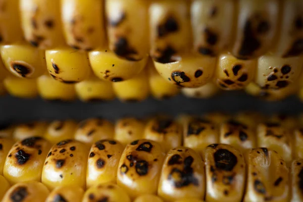 Grilled Corn Close Concrete Background Traditional American Holiday Food — Foto de Stock