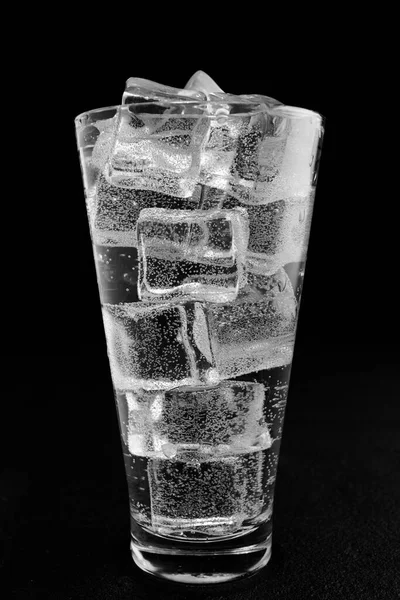 Cóctel Alcohólico Con Hielo Vodka Con Hielo Cóctel Alcohólico Sobre — Foto de Stock