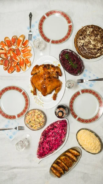 Christmas Thanksgiving Dishes Grilled Chicken Various Appetizers Family Dinner — Stock fotografie