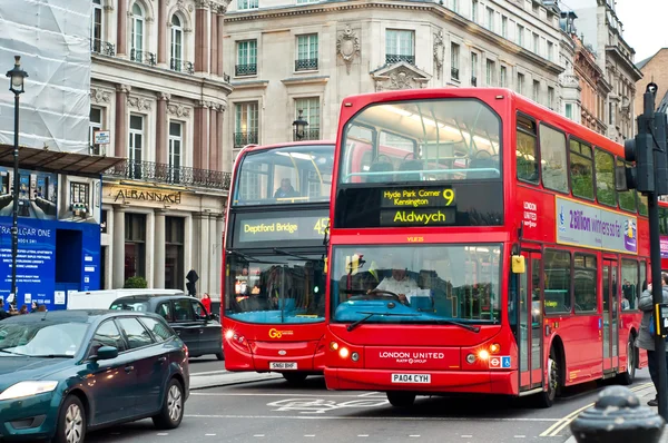 Лондон автобус — стокове фото