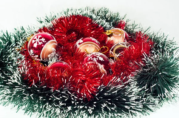 見掛け倒しのクリスマス ボール — ストック写真