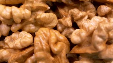 Ceviz çekirdeği. Kabuklu fındık kabuğu. Cevizi yakından çek. Bir fındık kırışıklığı.