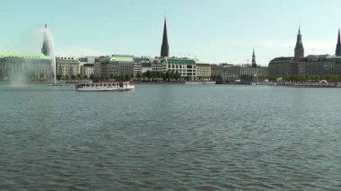 Hamburg alster ve yakın çevresi Almanya hamburg'yapay göl kalbinde aradım