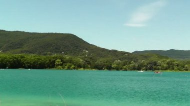 Göl banyoles, İspanya İspanya İber peninsula.in 1992 barcelona Olimpiyatları ikinci büyük gölde kayık ve kenu yarışları evi bu göl olduğunu