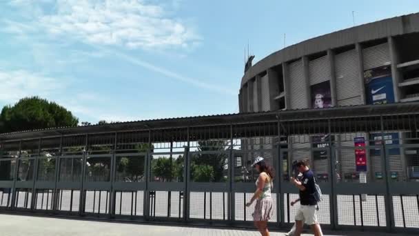 Estadio Camp Nou exterior en 2012 Estadi Camp Nou Estadio Nou Camp Casa del mundialmente famoso club de fútbol FC Barcelona — Vídeo de stock