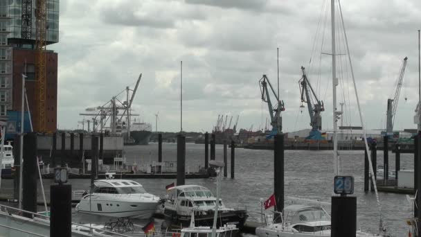 Liman hamburg landungsbrucken — Stok video