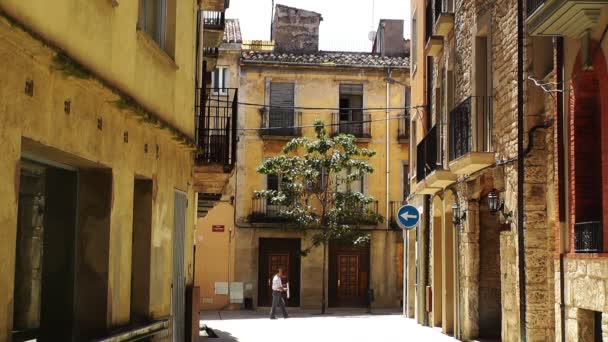 Pequeña ciudad mediterránea típica — Vídeos de Stock