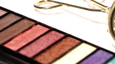 tuvalet 03 dolly değil