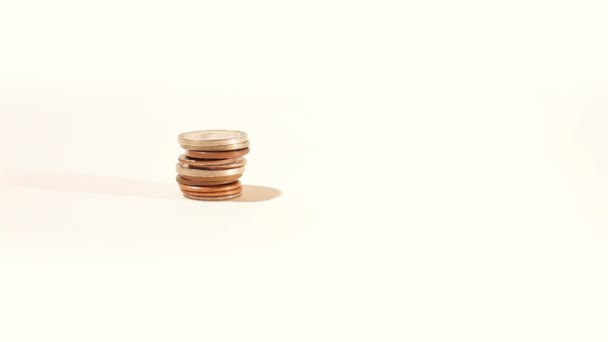 pièces d'or sur fond blanc