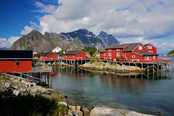 Rorbu fiske hyddor — Stockfoto