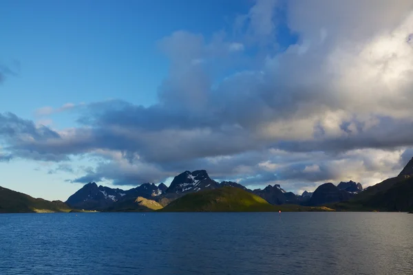 Picos de Lofoten — Foto de Stock