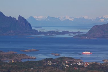 Svolvaer lofoten üzerinde bırakarak feribot