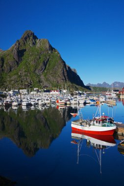 svolvear lofoten üzerinde liman