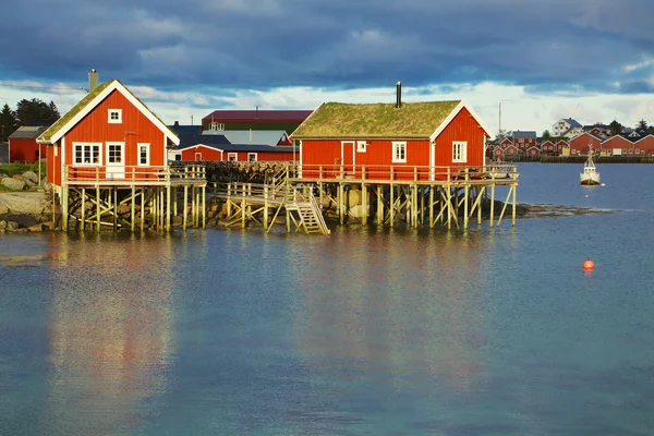 Noorse visserij hutten — Stockfoto