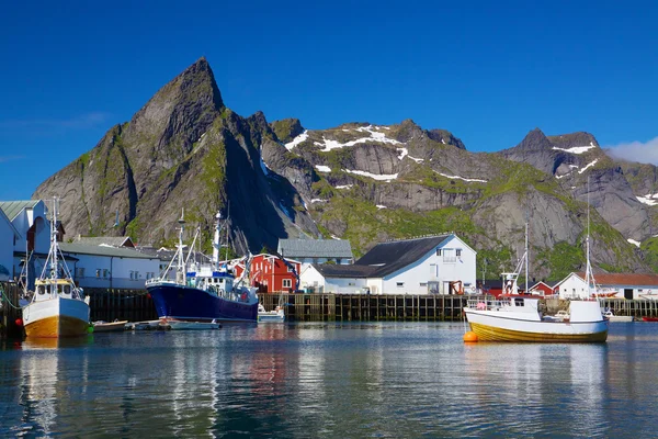 Fischereihafen in Norwegen — Stockfoto