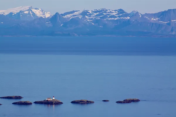 Small lighthouse in norwegian sea — Stock Photo, Image