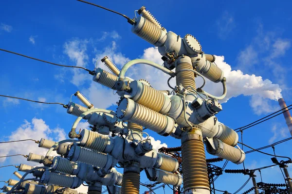 Elektrische Hochspannungsgeräte — Stockfoto