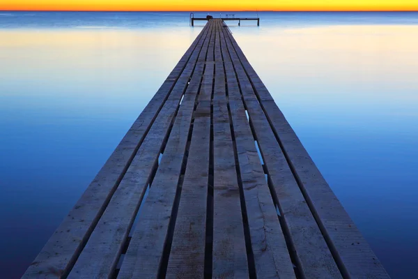 静かな中に海の桟橋 — ストック写真