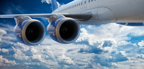 Big airliner — Stock Photo, Image