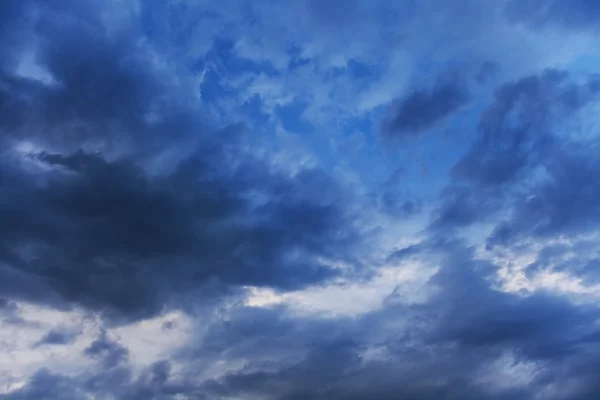 Gewitterwolken — Stockfoto