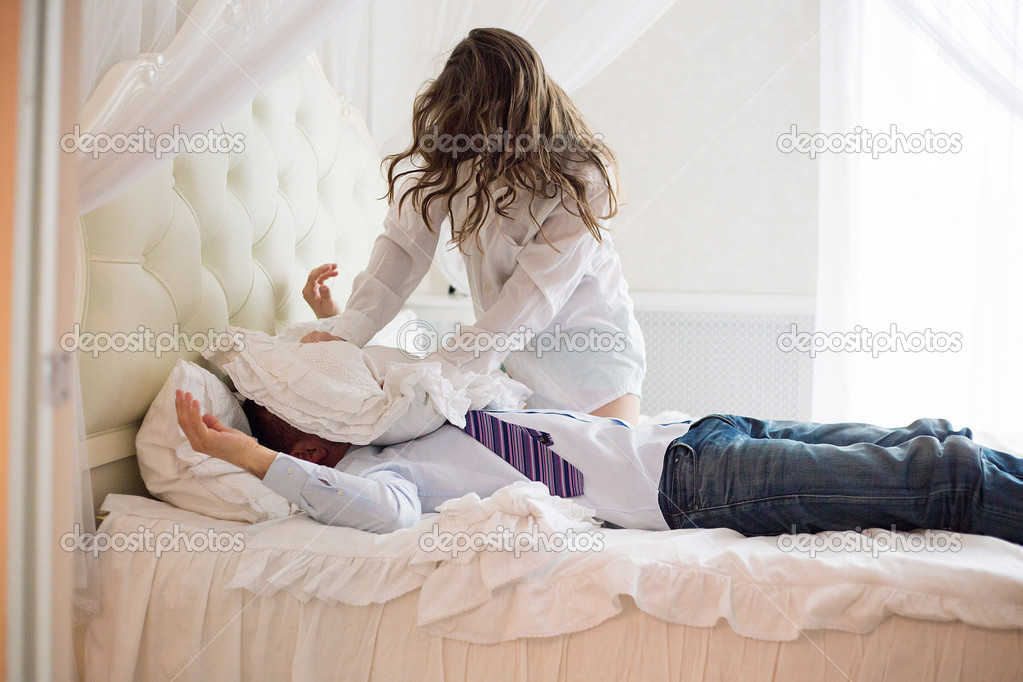 можно задушить подушкой