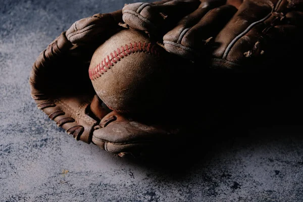 Baseball Boll Och Handske Grunge Konsistens Bakgrund — Stockfoto